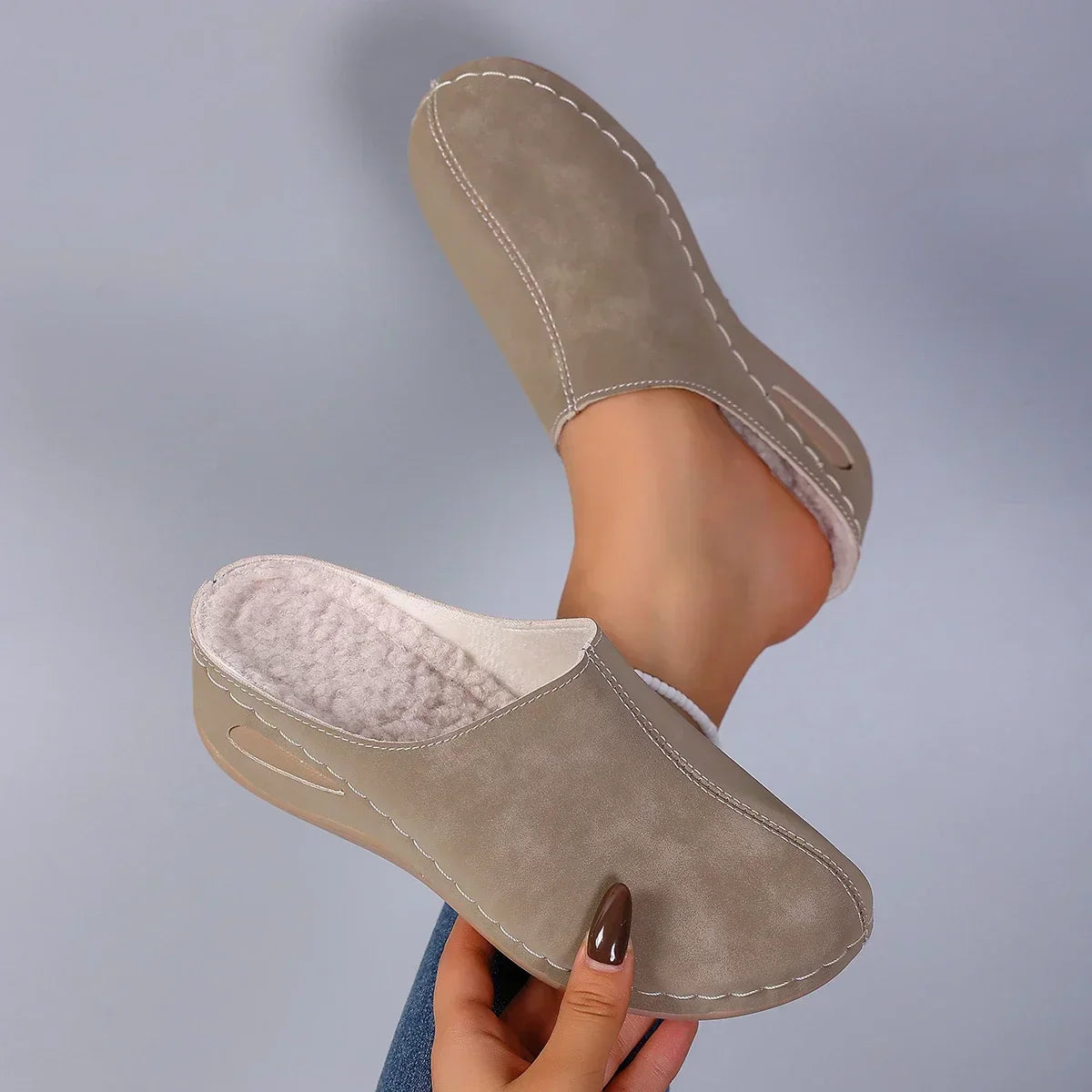 Varma Slip-On Inneskor – Stötdämpande & Lättviktiga
