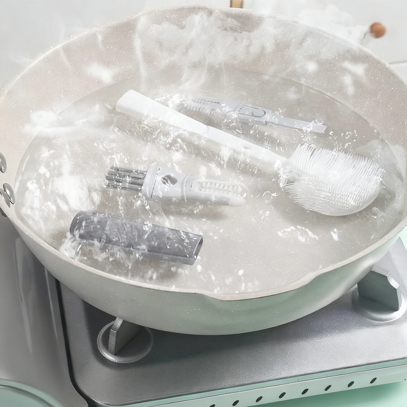 5-i-1 Multifunktionell Rengöringsborste – Smart, Hygienisk och Platsbesparande