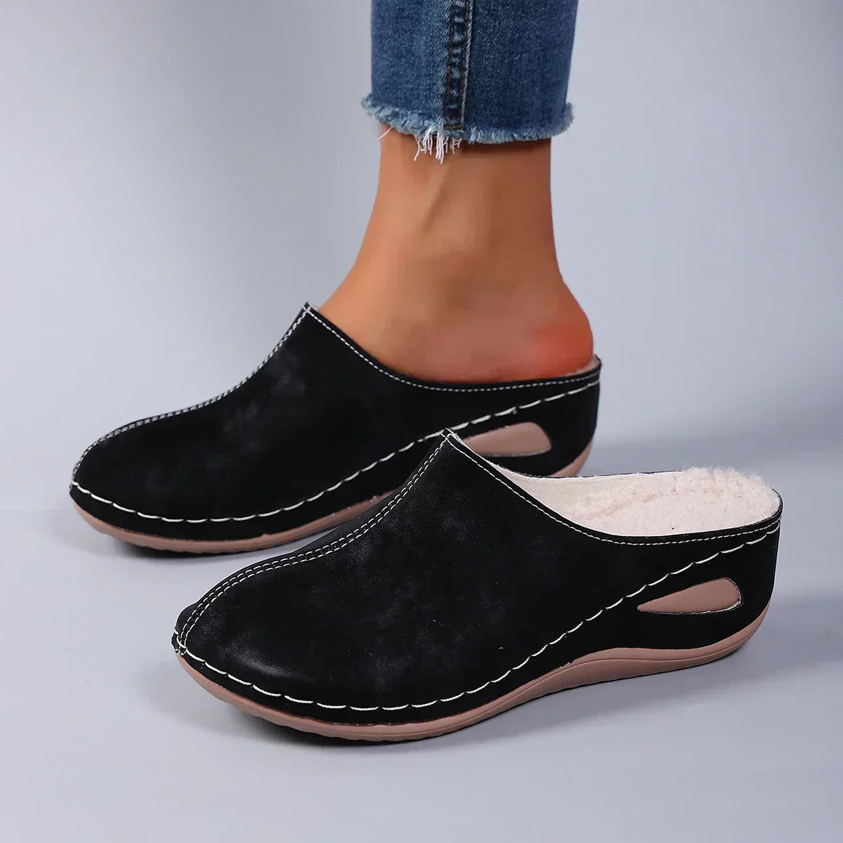 Varma Slip-On Inneskor – Stötdämpande & Lättviktiga
