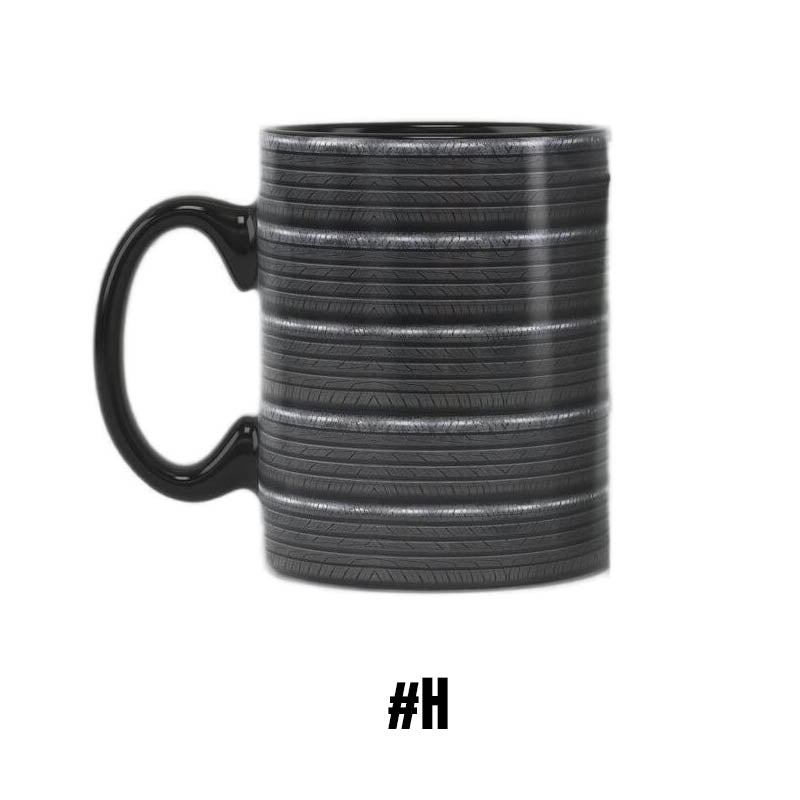 3D-Kaffemugg med Verktygslådedesign